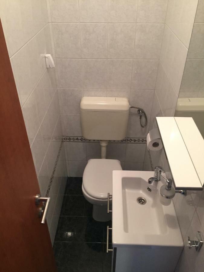 Apartment Trstenik Split Exterior photo